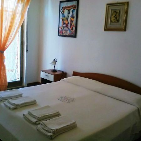 Appartamento Ginepri 라메지아 테르메 외부 사진