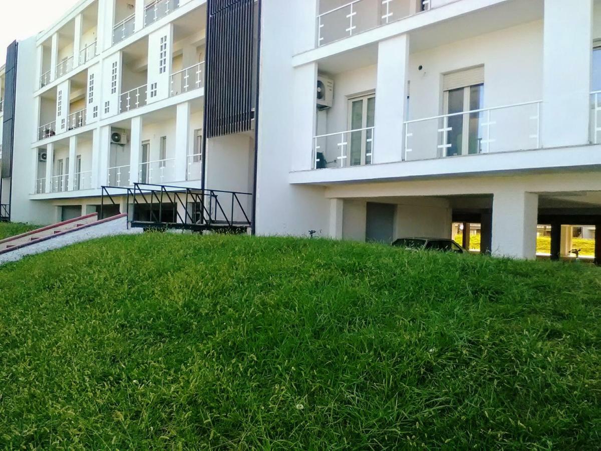 Appartamento Ginepri 라메지아 테르메 외부 사진